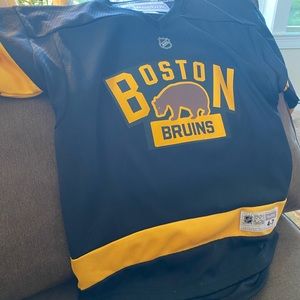 Boston Bruins team Reebok kids jersey